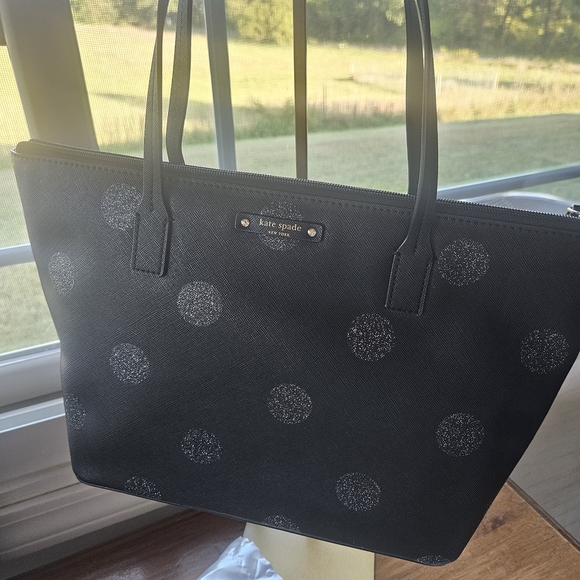 Kate Spade New York Hani Haven Lane Glitter Tote - Picture 1 of 5
